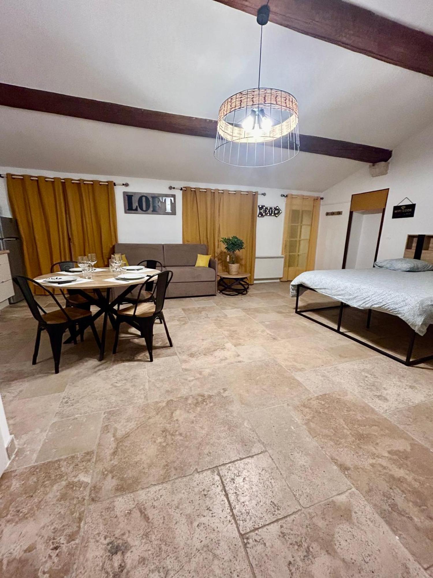 Notre Dame Des Anges Apartman Lurs Kültér fotó