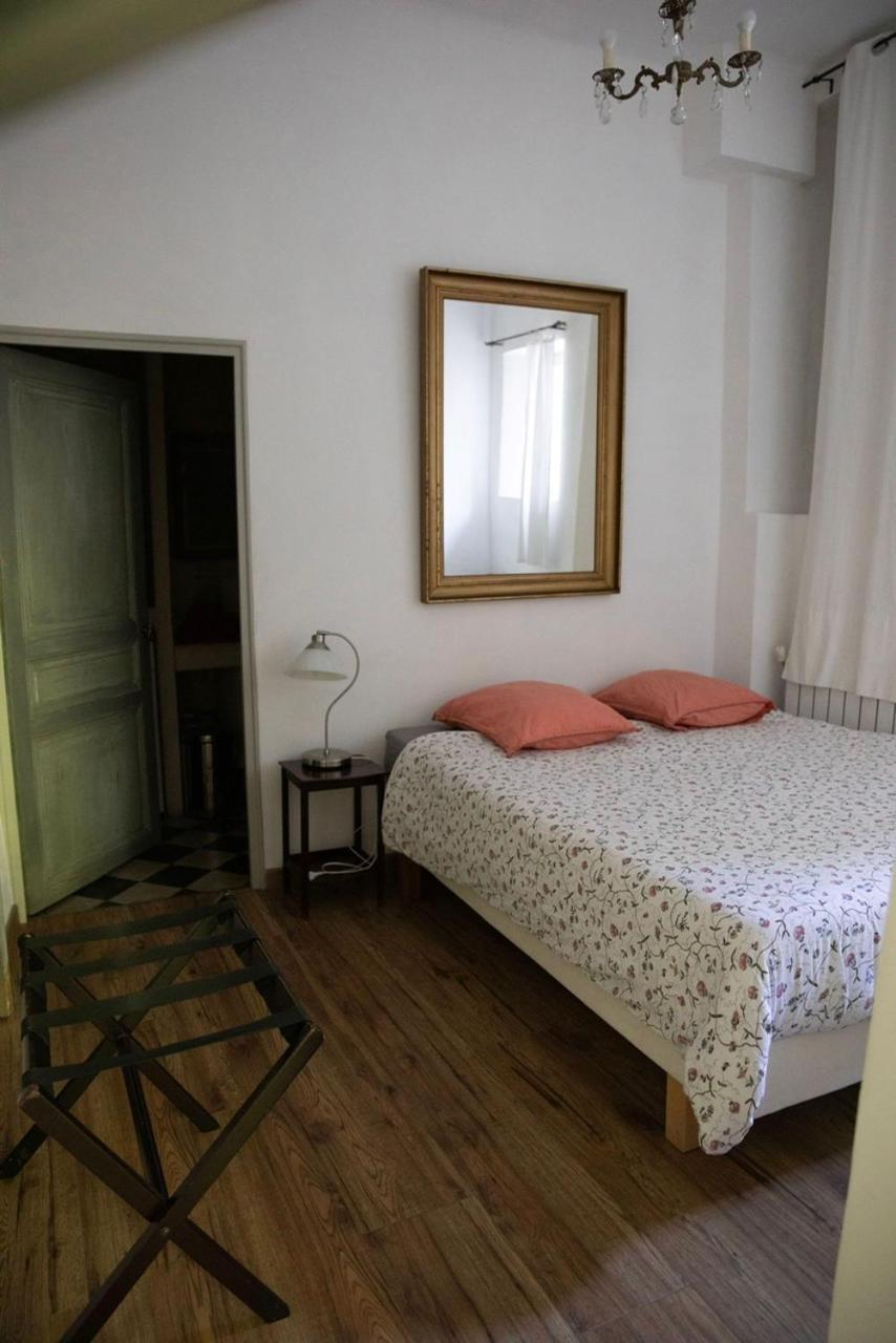 Notre Dame Des Anges Apartman Lurs Kültér fotó